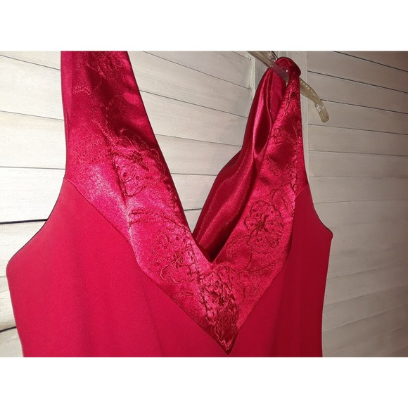 Evan Picone-Shift Dress-Red-Satin V Neck with Sequins-Satin Back Draping - Picture 3 of 7